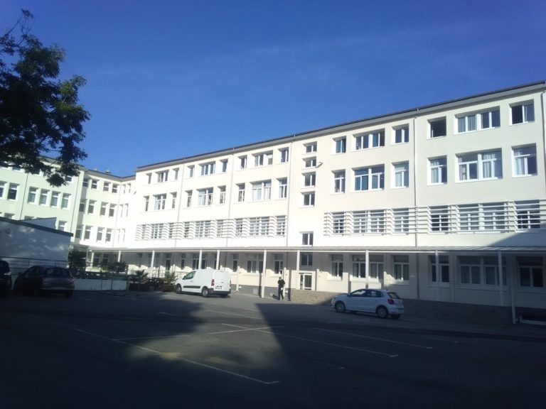 LYCEE LE PARACLET QUIMPER - Quimper Brest